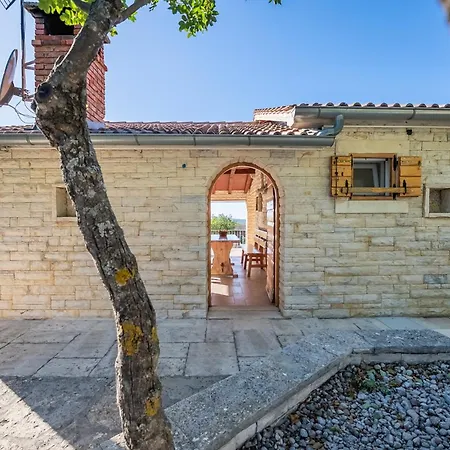 Maslina In Popovici - Haus Fuer 6 Personen * Benkovac