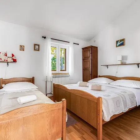 Maslina In Popovici - Haus Fuer 6 Personen