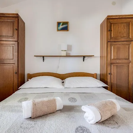 Maslina In Popovici - Haus Fuer 6 Personen Vila