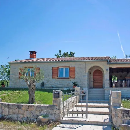 Villa Maslina In Popovici