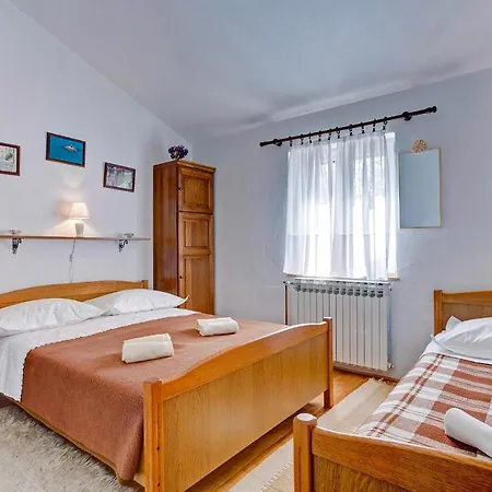 Vila Maslina In Popovici